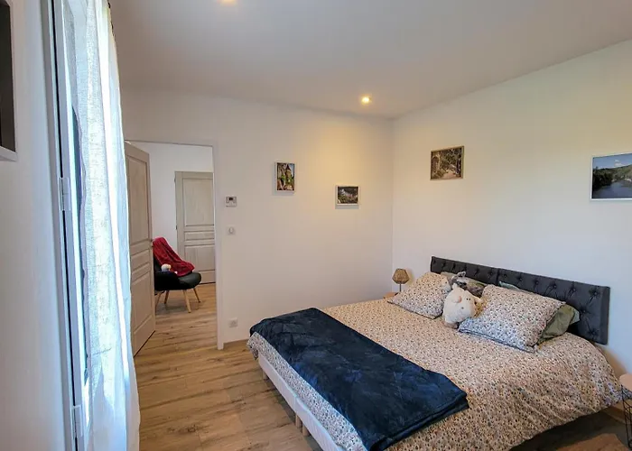 Le Clos Des Elfes 3* لا روك-غاجياك